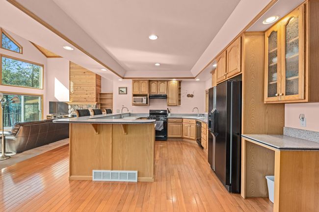 2372 Eagle River Way, House other with 3 bedrooms, 3 bathrooms and null parking in Kettle Falls WA | Image 12