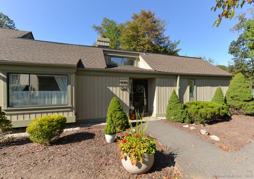 b-1011 Heritage Vlg, Southbury, CT, 06488-1366 | Card Image