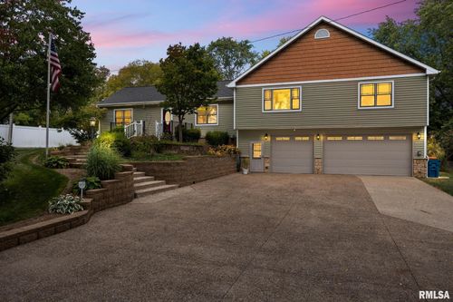 4019 E Rome Rd, Chillicothe, IL, 61523-9382 | Card Image