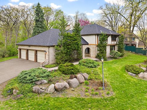 5688 Arthur St Ne, Fridley, MN, 55432-5903 | Card Image