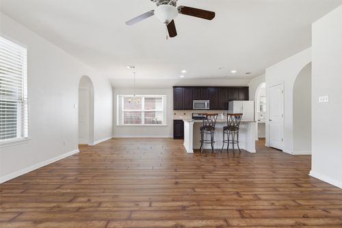 339 Sycamore St, Georgetown, TX, 78633-1819 | Card Image