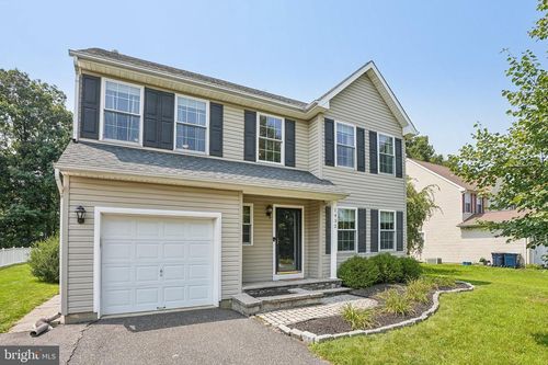 1432 Beverly Dr, QUAKERTOWN, PA, 18951-6203 | Card Image