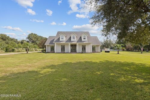 411 Copperfield Way, Youngsville, LA, 70592-5417 | Card Image