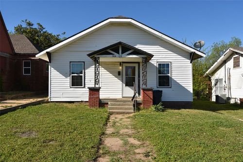 218 W Seminole Ave, Seminole, OK, 74868-3334 | Card Image