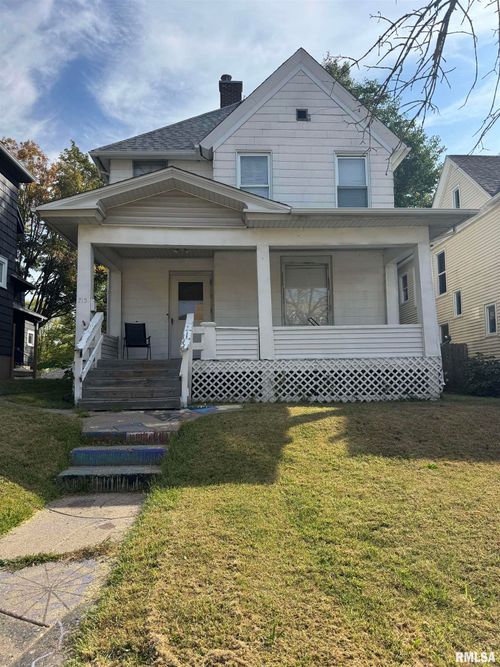 715 Iowa St, Davenport, IA, 52803-5433 | Card Image