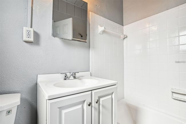 906 E 123 Rd Ave, Home with 2 bedrooms, 2 bathrooms and null parking in TAMPA FL | Image 9