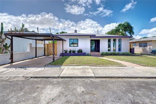818 Nw 47th St, Miami, FL, 33127-2359 | Card Image