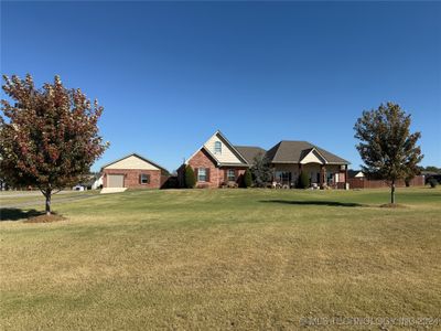 1574 Dawson Drive, House other with 4 bedrooms, 2 bathrooms and null parking in Fort Gibson OK | Image 3