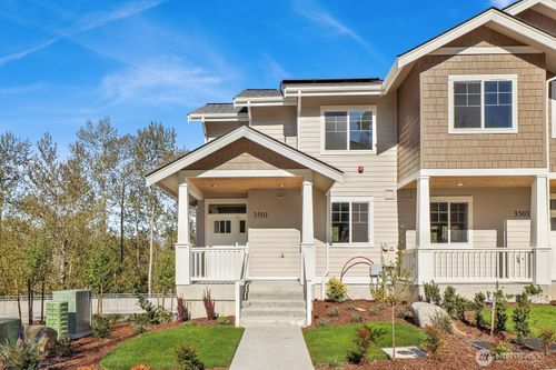 3501 Sussex Dr, Bellingham, WA, 98226-2104 | Card Image