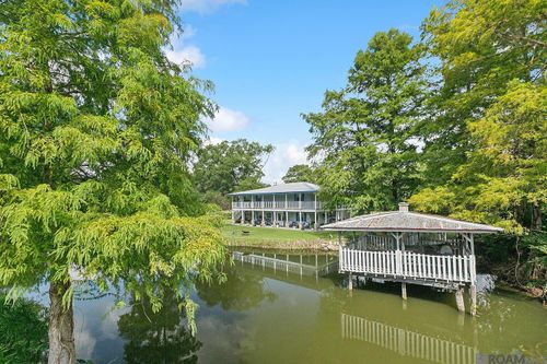 32350 Burgess Road Ext, Denham Springs, LA, 70706-1119 | Card Image