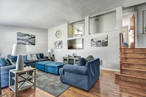 733 Ashland Ave, Chicago Heights, IL, 60411-2036 | Card Image