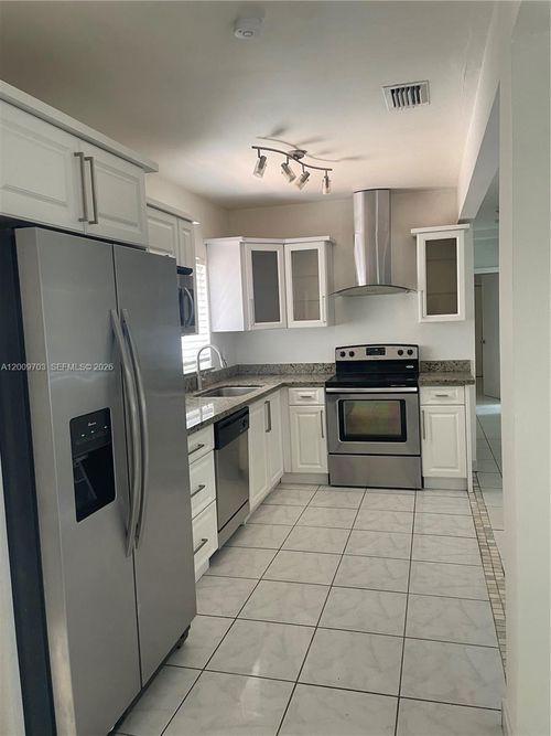 1435 Ne 173rd St, North Miami Beach, FL, 33162-1350 | Card Image