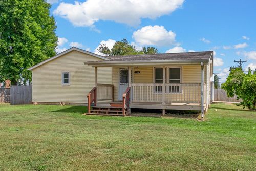 352 S Main St, Pembroke, KY, 42266-9778 | Card Image