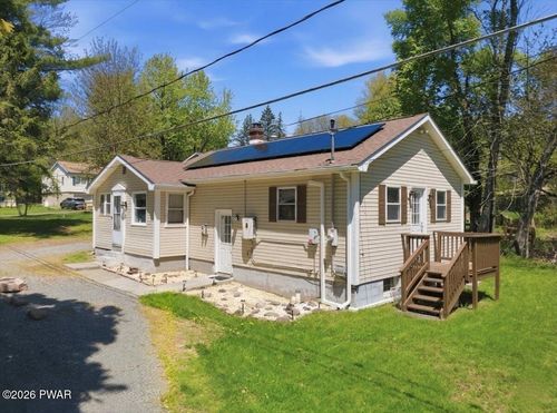 4 Center Ave, Honesdale, PA, 18431-1233 | Card Image