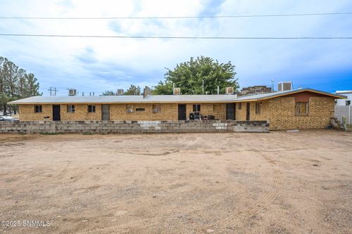 1235 E Hernandez Rd, Las Cruces, NM, 88001-1963 | Card Image