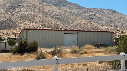20767 Sunset Dr, Apple Valley, CA, 92308 | Card Image