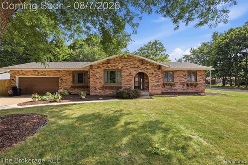 2307 Belle Meade Dr, Davison, MI, 48423-2071 | Card Image