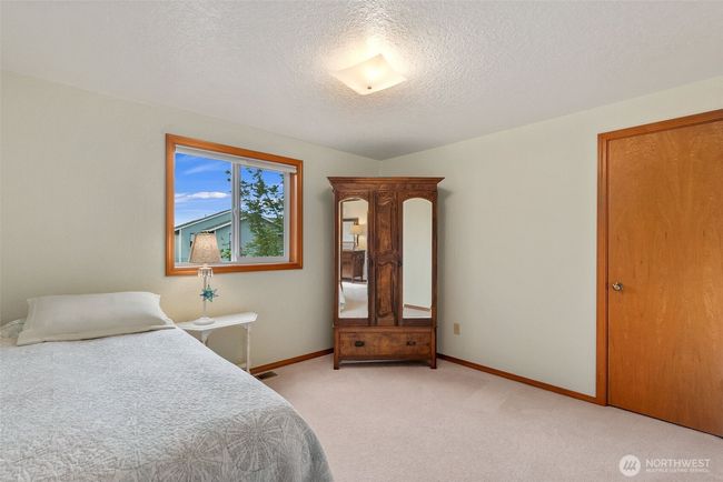 Main floor bedroom | Image 15