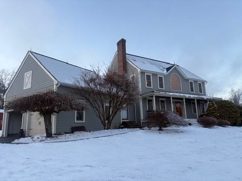 94 E Charlton Rd, Spencer, MA, 01562-3108 | Card Image