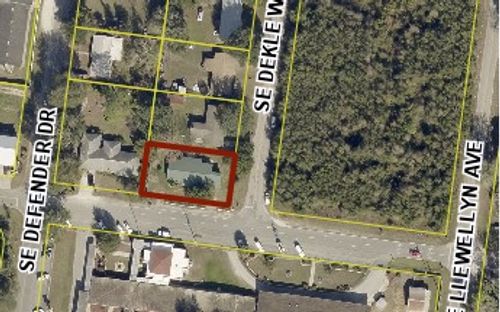 102-261 Se Beech St, Lake City, FL, 32025-4981 | Card Image