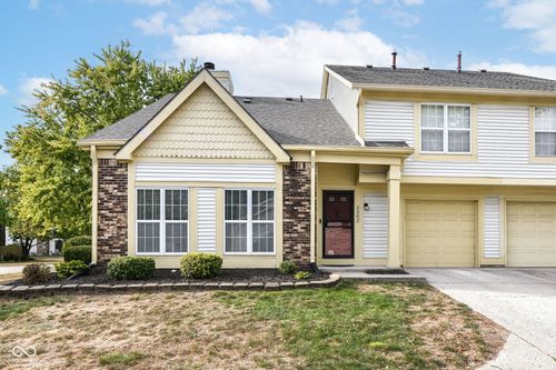 2502 Chaseway Ct, Indianapolis, IN, 46268-1284 | Card Image