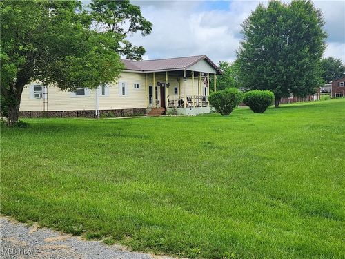 751 State Route 83, Beverly, OH, 43728 | Card Image