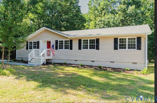 3011 Quaker Rd, Quinton, VA, 23141-2037 | Card Image