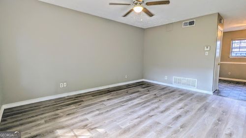 f5-1235 Riverside Dr, Gainesville, GA, 30501-1846 | Card Image