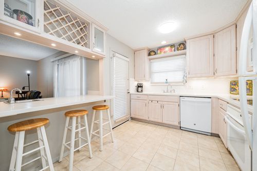 apt-170-5335 Bent Tree Forest Dr, Dallas, TX, 75248-3457 | Card Image