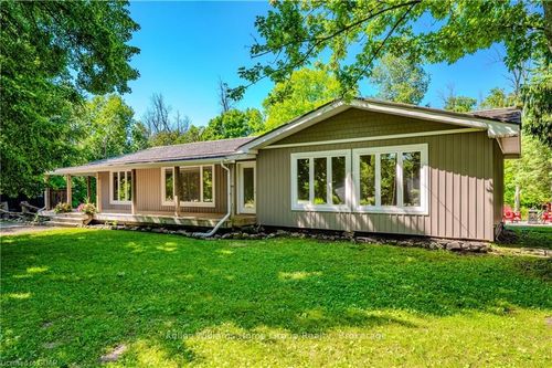 10534 1st Line, Moffat, ON, L0P1J0 | Card Image