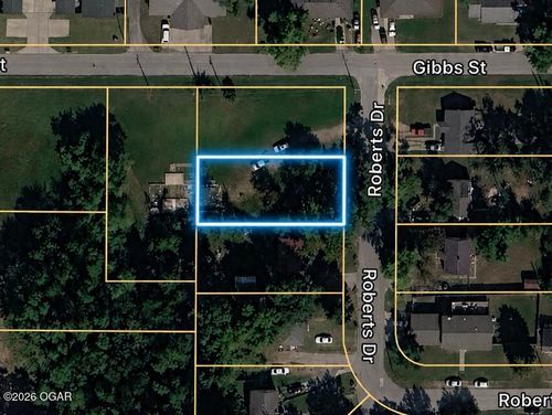 355 Roberts Dr, Mount Vernon, MO, 65712-1652 | Card Image