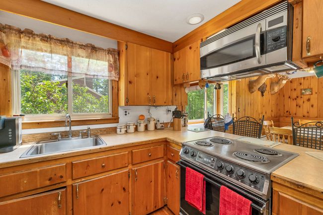 222 Main St, House other with 4 bedrooms, 3 bathrooms and null parking in Alton NH | Image 9