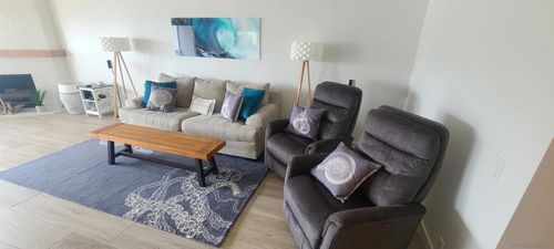 9 Antigua Ct, Coronado, CA, 92118-3318 | Card Image