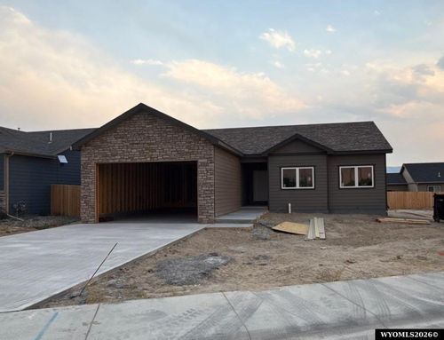 4687 Shale Cir, Mills, WY, 82644-5189 | Card Image