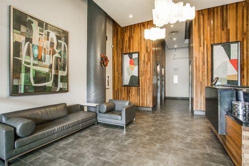 apt-421-1122 Jackson St, Dallas, TX, 75202-5215 | Card Image