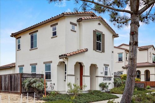 2943 Abrams Dr, Marina, CA, 93933-5220 | Card Image