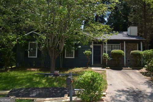 4952 Isle Royal Ct, Stone Mountain, GA, 30088-2305 | Card Image