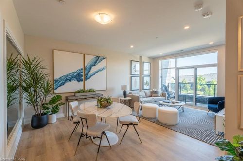 212-1882 Gordon St, Guelph, ON, N1L0P6 | Card Image