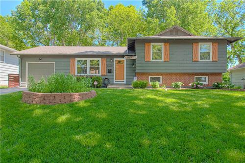 7113 Slater St, Merriam, KS, 66204-1146 | Card Image