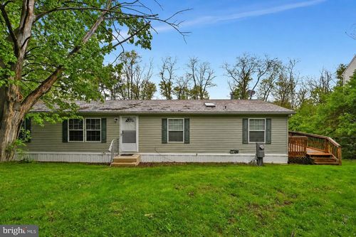 902 Ivy Lane, EPHRATA, PA, 17522 | Card Image