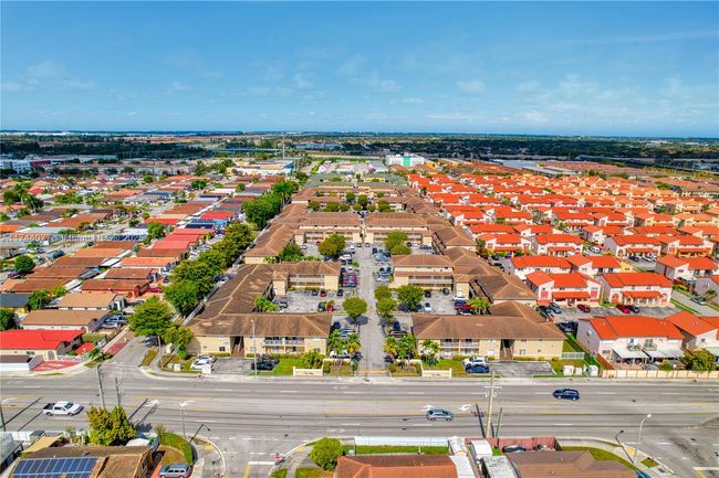 APT-203 - 3011 W 76 Th St, Condo with 3 bedrooms, 2 bathrooms and null parking in Hialeah FL | Image 21