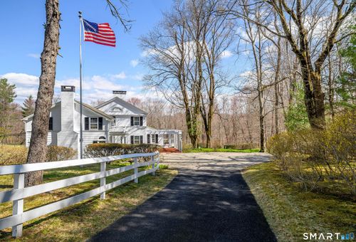 25 Taunton Ln, Newtown, CT, 06470-1420 | Card Image