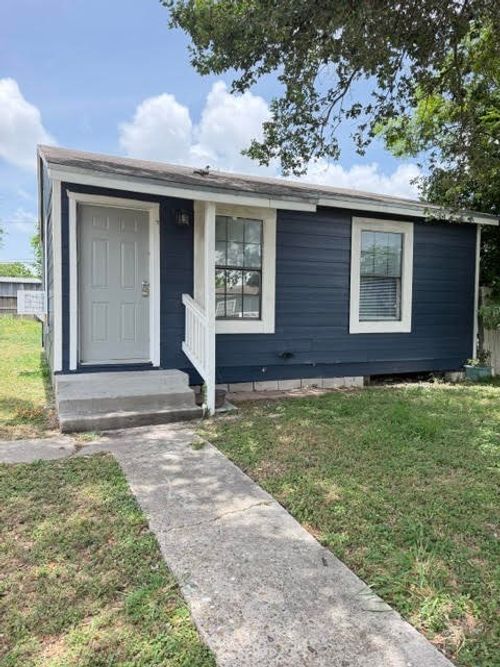 1742 Sherman St, Corpus Christi, TX, 78416-1838 | Card Image