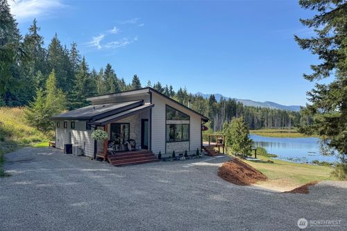 152 Lake Sharon Ln, Port Angeles, WA, 98362-8517 | Card Image