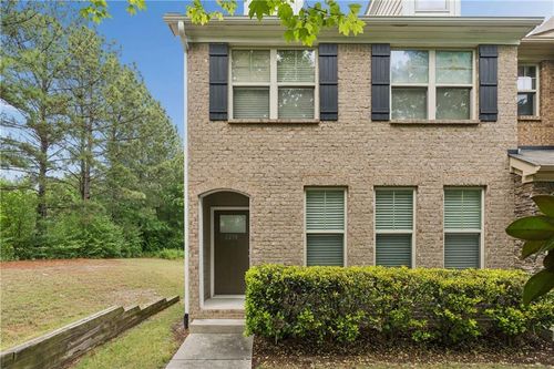 2250 Whiteoak Dr Se, Smyrna, GA, 30080 | Card Image