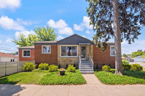 6037 N Nagle Ave, Chicago, IL, 60646-3605 | Card Image
