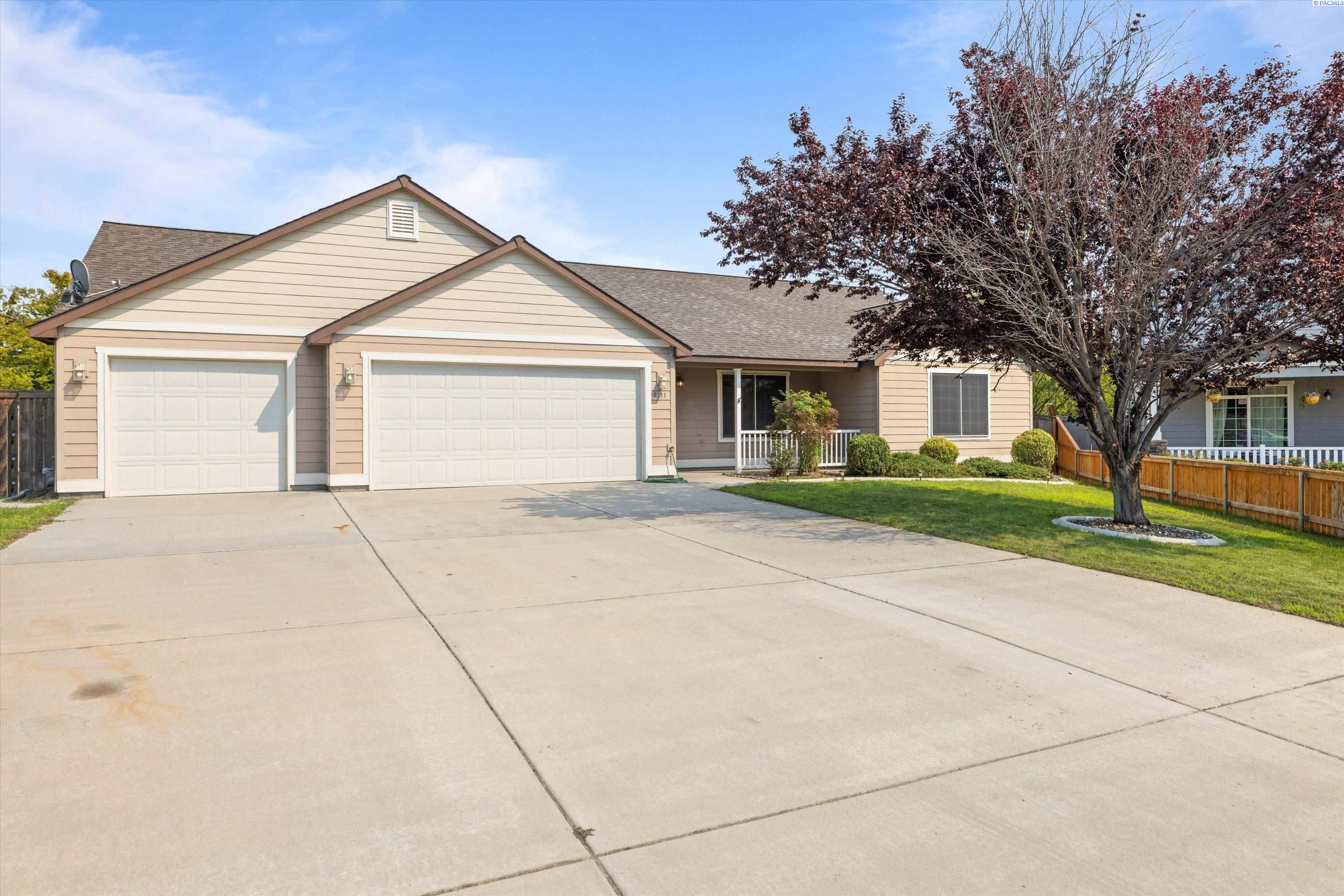 Cavendish Ct, Pasco, WA 99301