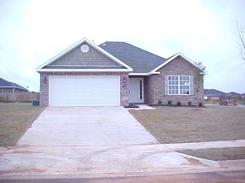 2200 Sw Huntwick Ave, Bentonville, AR, 72713-8343 | Card Image
