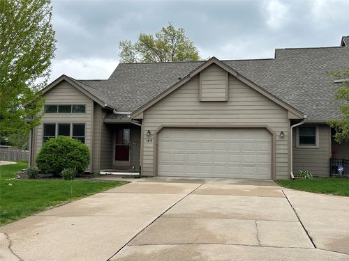 1915 Elm Cir, West Des Moines, IA, 50265-4267 | Card Image