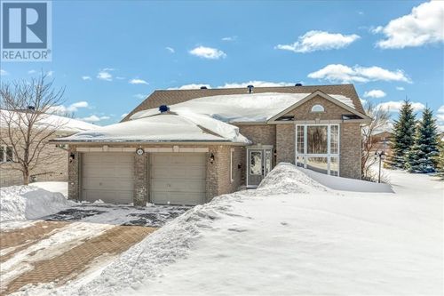 163 Countryside Dr, Sudbury, ON, P3E5A2 | Card Image